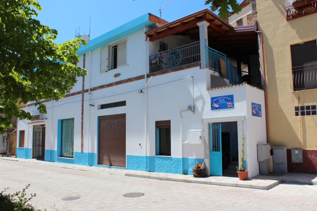 Bed And Breakfast Murales ออร์โกโซโล ภายนอก รูปภาพ