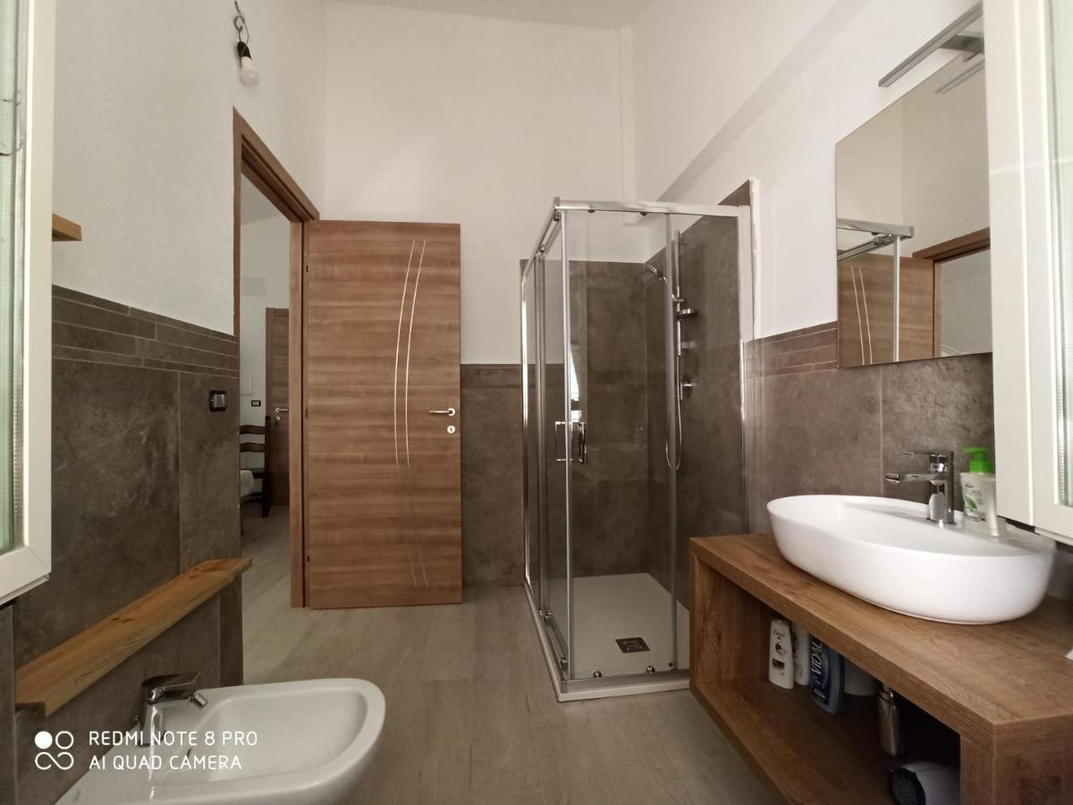 Bed And Breakfast Murales ออร์โกโซโล ภายนอก รูปภาพ