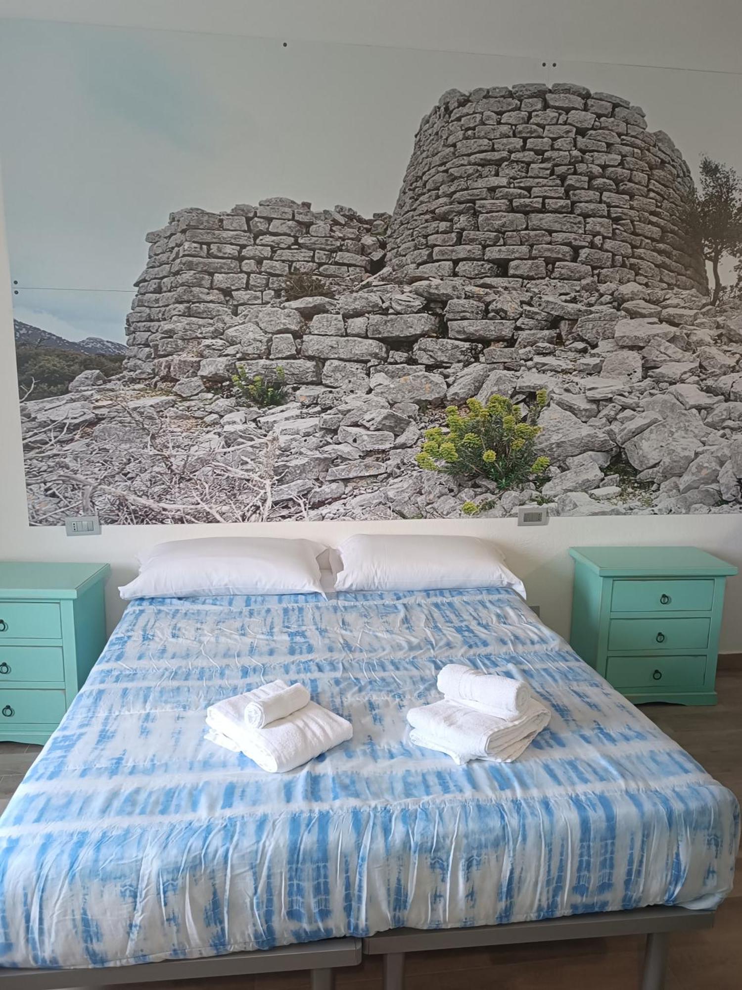 Bed And Breakfast Murales ออร์โกโซโล ภายนอก รูปภาพ